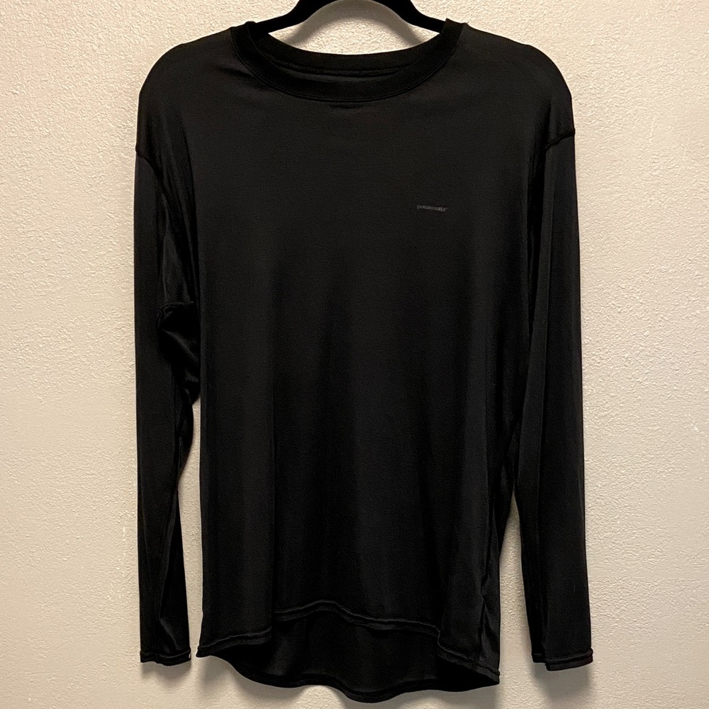 Patagonia Unisex Black Long Sleeve Base Capilene Crew Base Layer Shirt 3579